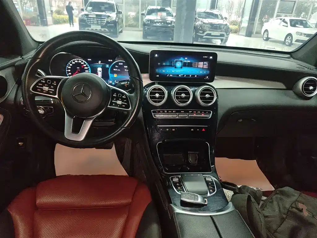 Mercedes-Benz GLC 2020 — фото 10