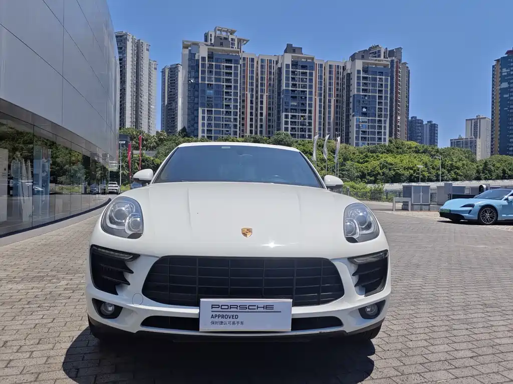 Porsche Macan 2015