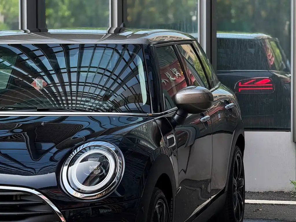 MINI Clubman 2022 — фото 12