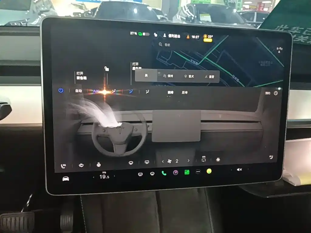 Tesla Model Y 2023 — фото 13