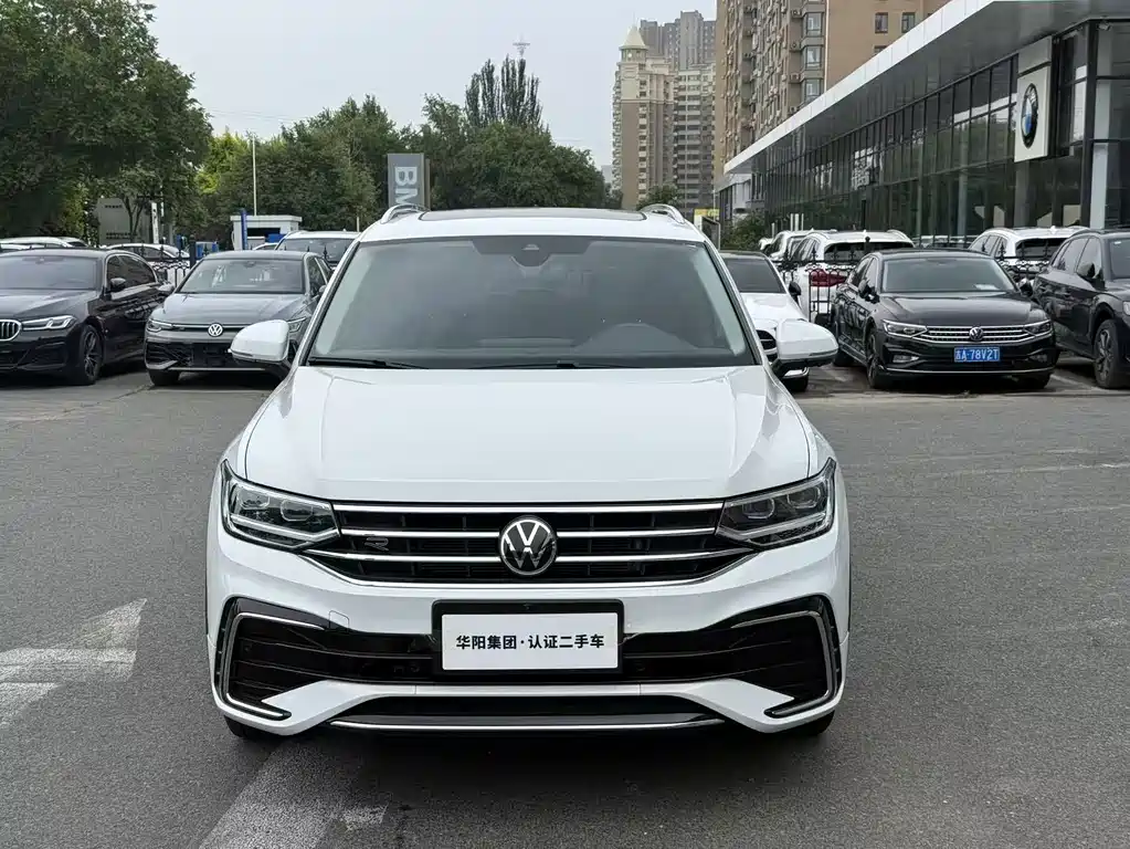 Volkswagen Tiguan L 2023