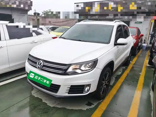 Volkswagen Tiguan 2015