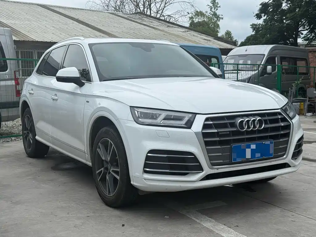 Audi Q5L 2019