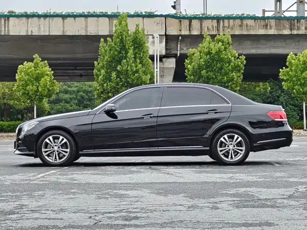 Mercedes-Benz E-Class 2013