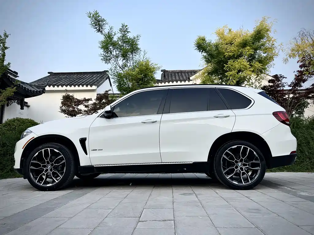 BMW X5 2015 — фото 7
