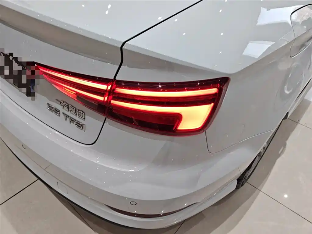 Audi A3 2021 — фото 8