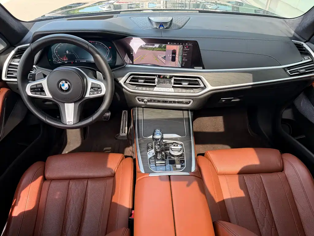 BMW X7 2021 — фото 21