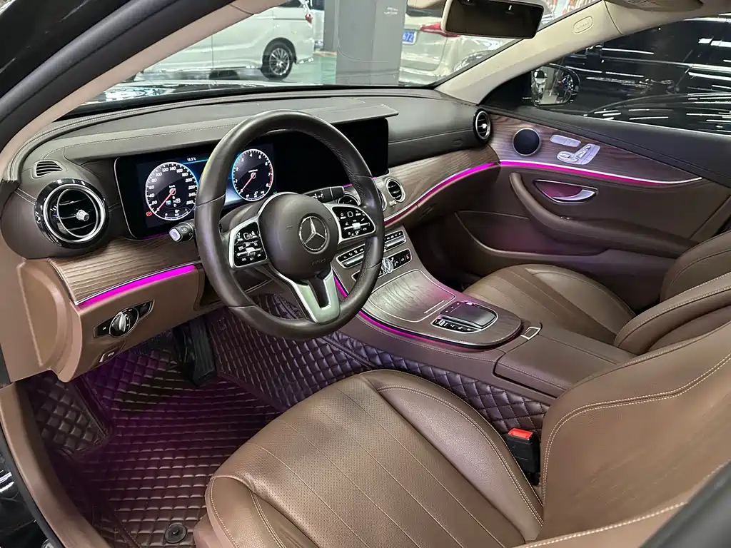 Mercedes-Benz E-Class 2020 — фото 7