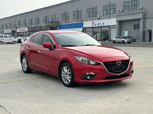 Mazda 3 Axela 2016