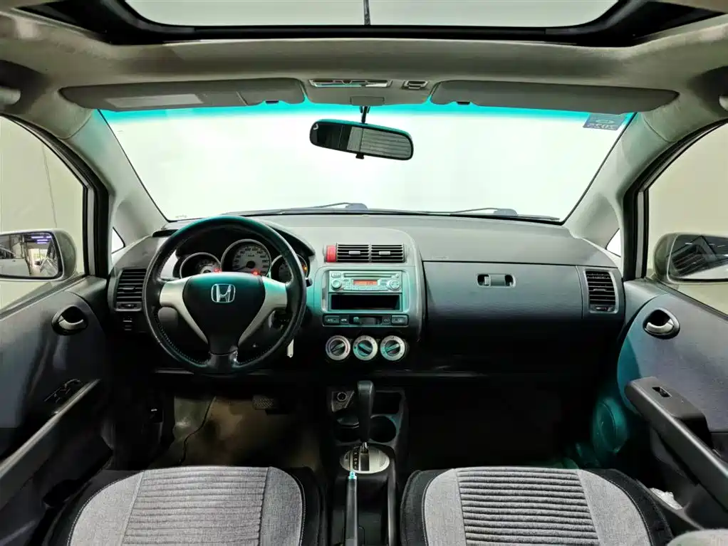 Honda Fit 2007 — фото 10