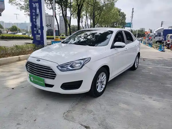 Ford Escort 2021