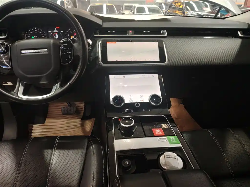 Land Rover Velar 2018 — фото 13