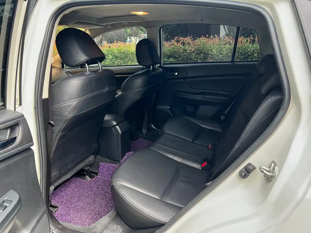 Subaru XV 2014 — фото 14
