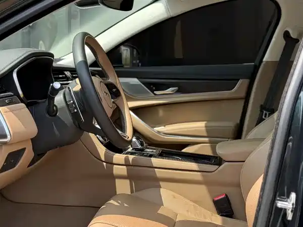 Jaguar XFL 2024