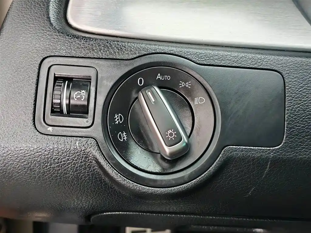 Volkswagen CC 2015 — фото 21