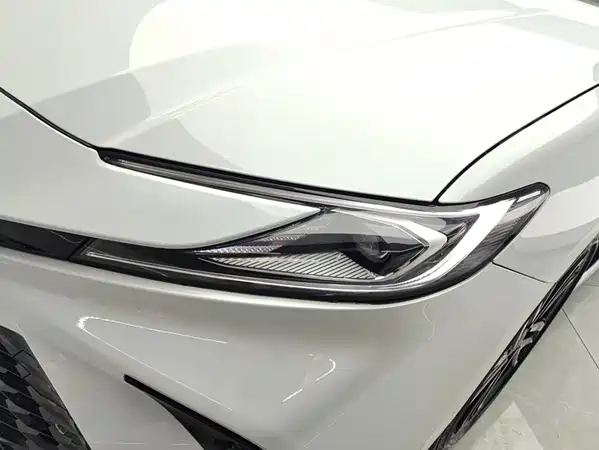 Toyota Camry 2025