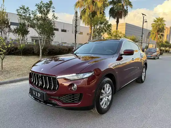 Maserati Levante 2016