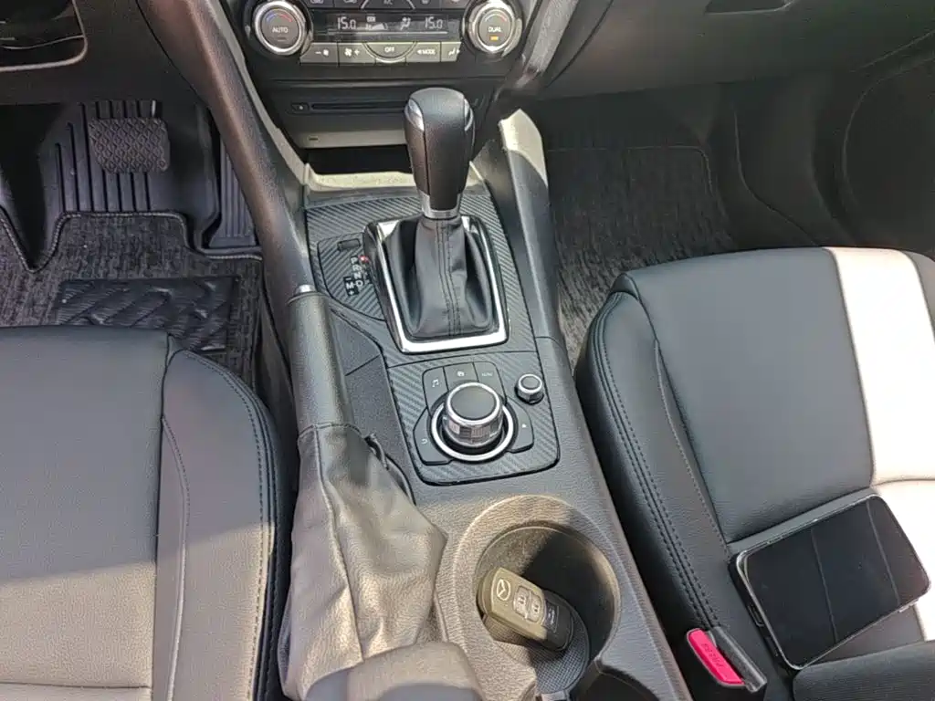 Mazda 3 Angkesela 2016 — фото 14