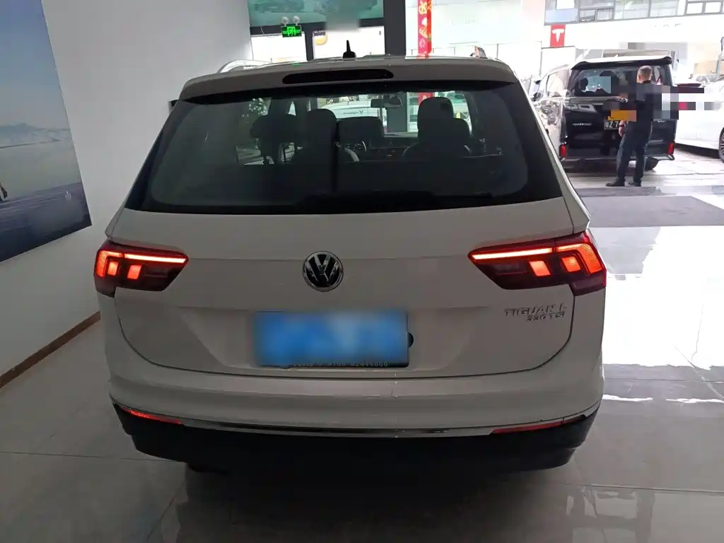 Volkswagen Tiguan L 2019 — фото 4