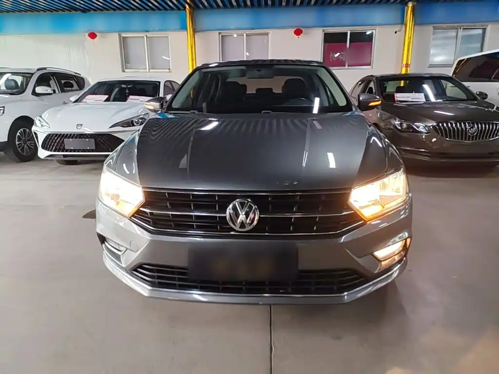 Volkswagen Bora 2016