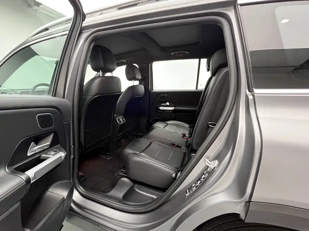 Mercedes-Benz EQB 2022 — фото 12
