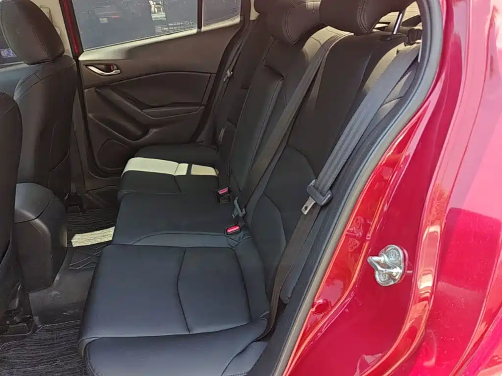 Mazda 3 Angkesela 2016 — фото 17