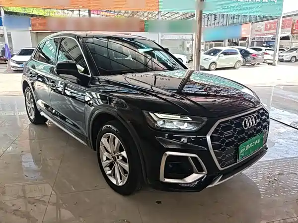 Audi Q5L 2021