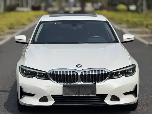 BMW 3 Series 2020