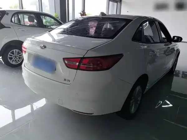 Ford Escort 2016