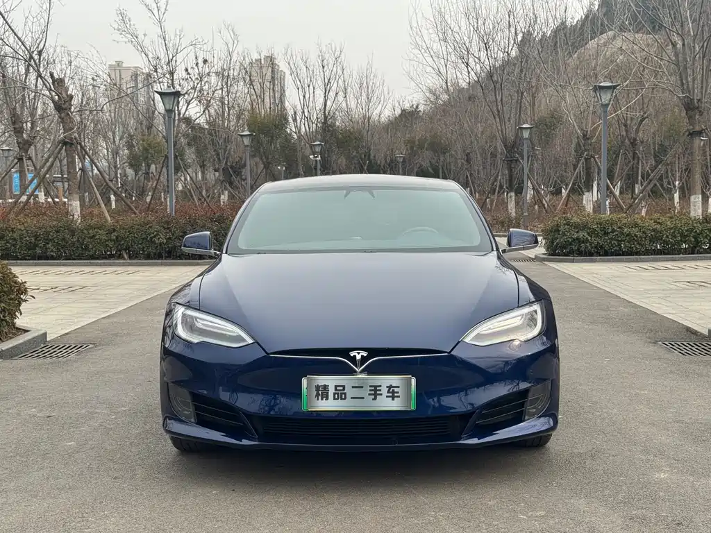 Tesla Model S 2017