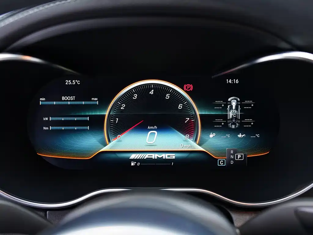 Mercedes-Benz C-Class AMG 2022 — фото 11