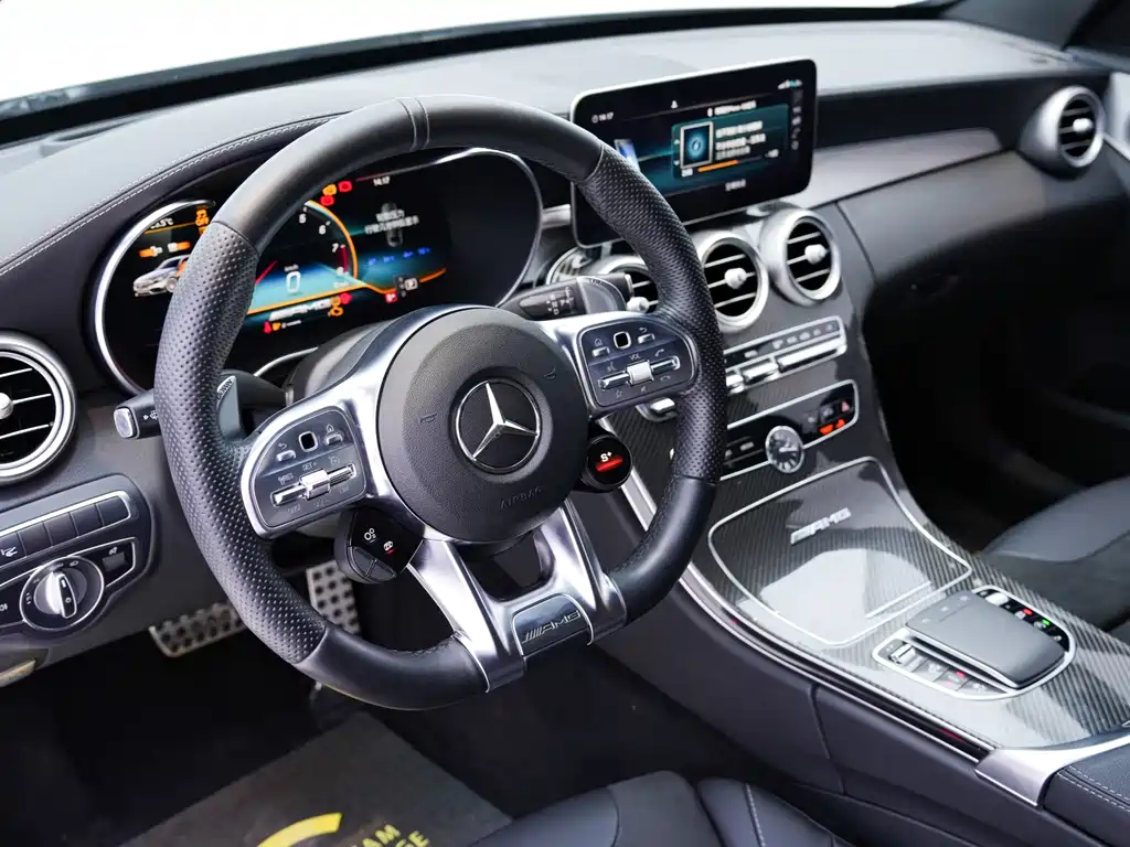Mercedes-Benz C-Class AMG 2022 — фото 13