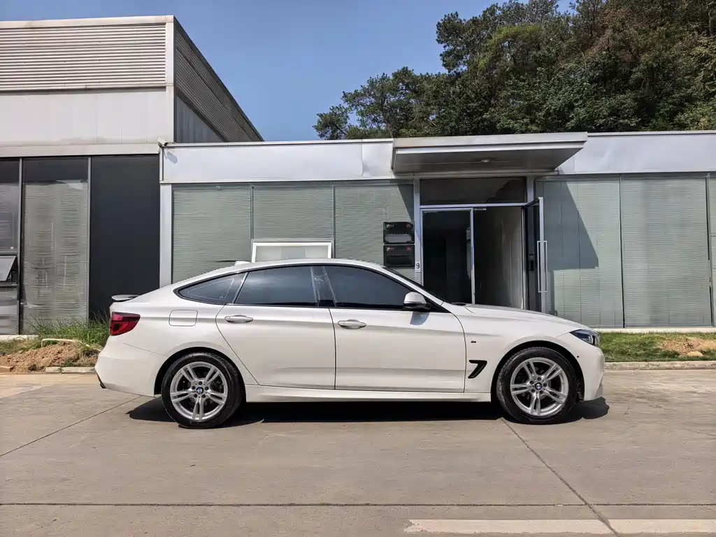BMW 3 Series GT 2019 — фото 4