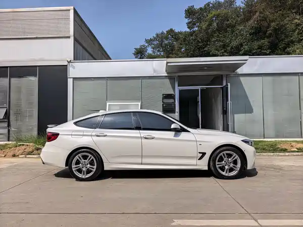 BMW 3 Series GT 2019