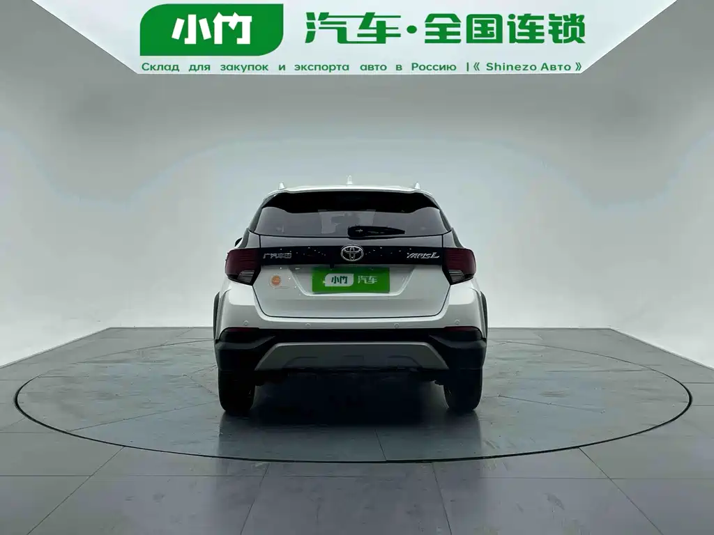 Toyota Yaris L 2022