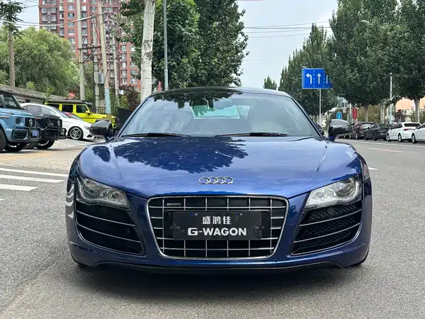 Audi R8 2010