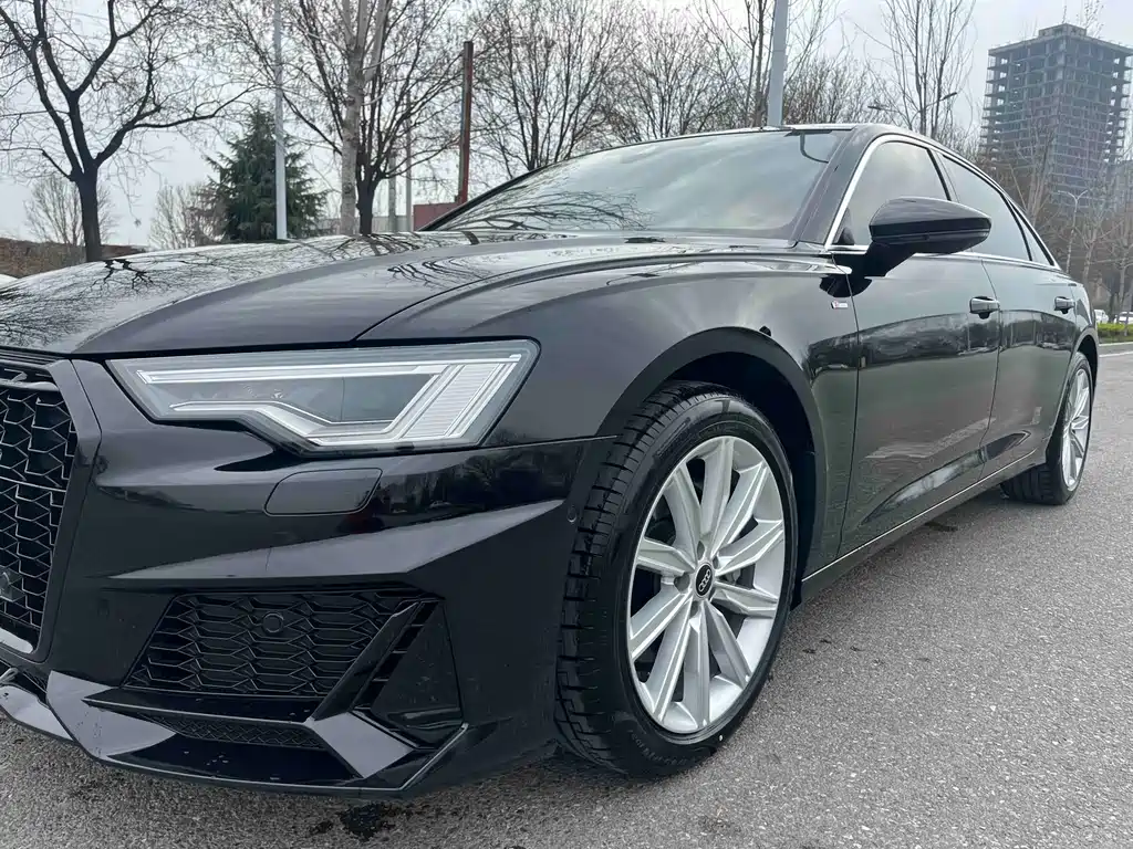 Audi A6L 2025