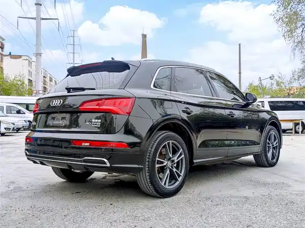 Audi Q5L 2018