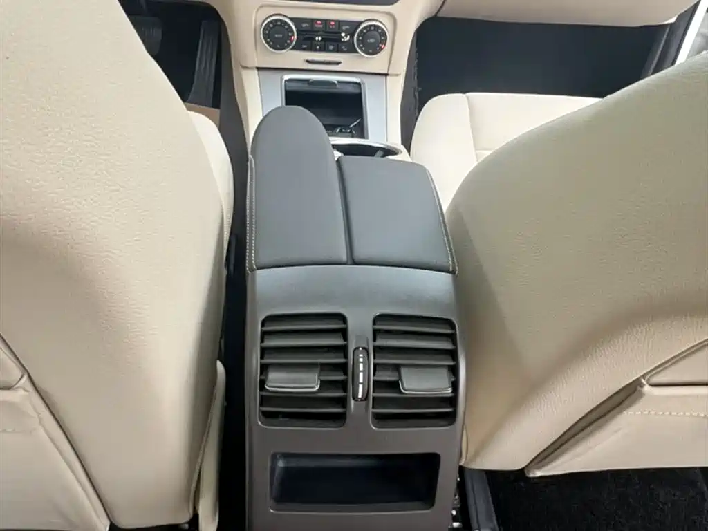 Mercedes-Benz GLK-Class 2015 — фото 25