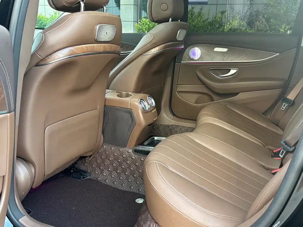 Mercedes-Benz E-Class 2018