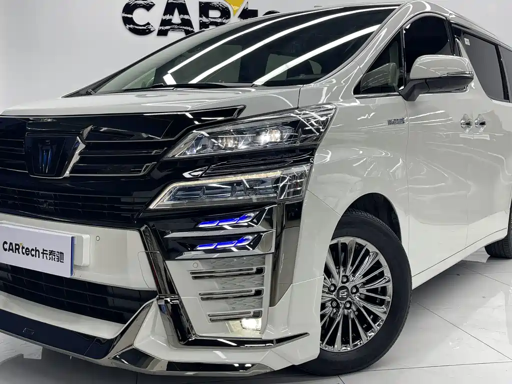 Toyota Vellfire 2022 — фото 27