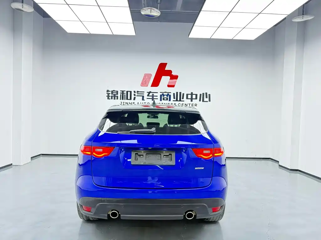 Jaguar F-PACE 2018 — фото 9