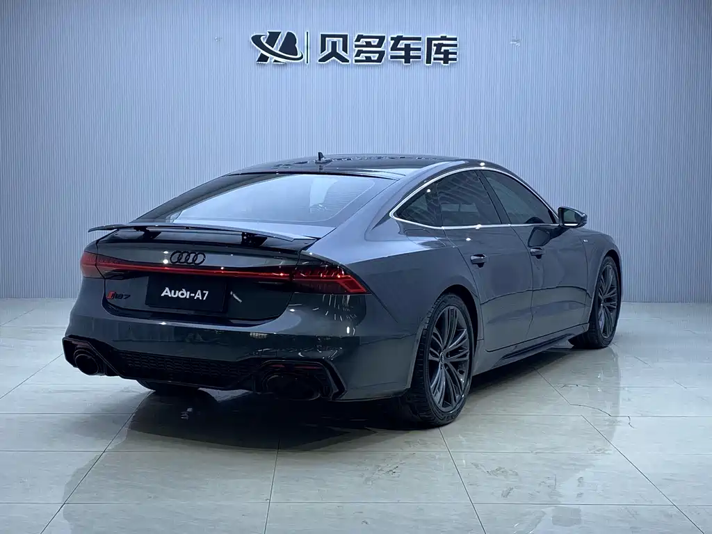 Audi A7 2022 — фото 17