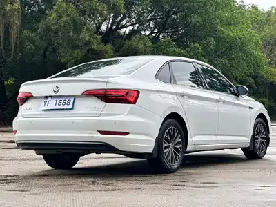 Volkswagen Sagitar 2019