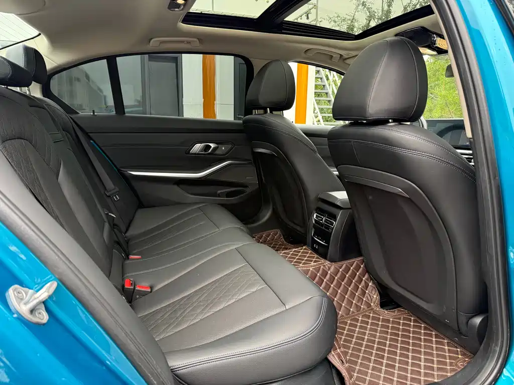 BMW i3 2023 — фото 14
