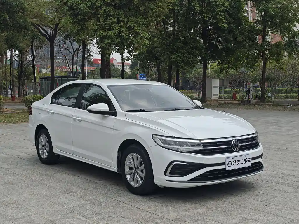 Volkswagen Bora 2023