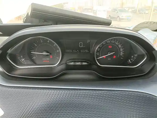 Peugeot 2008 2014