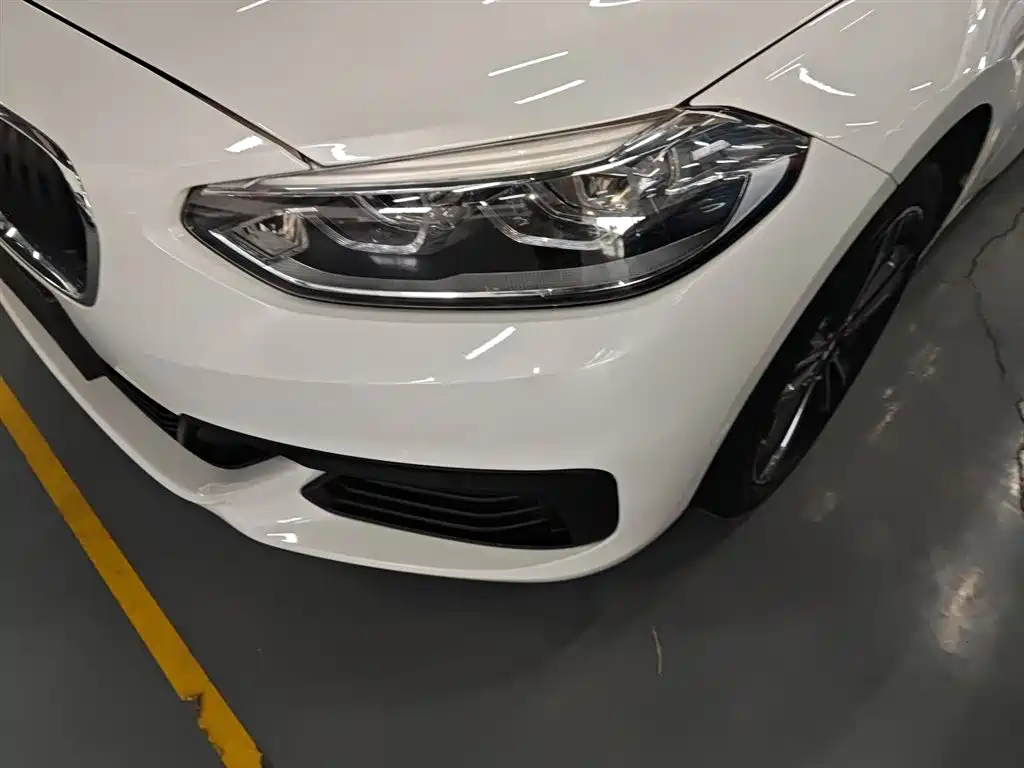 BMW 1 Series 2020 — фото 15