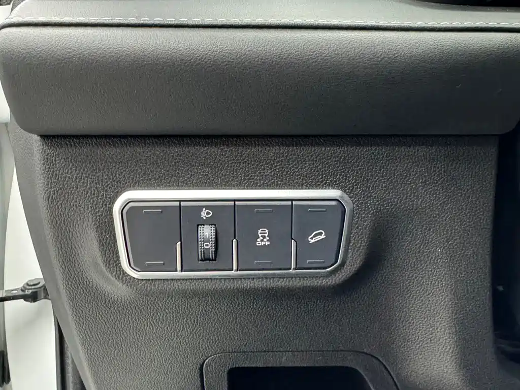 Haval M6 2021 — фото 14