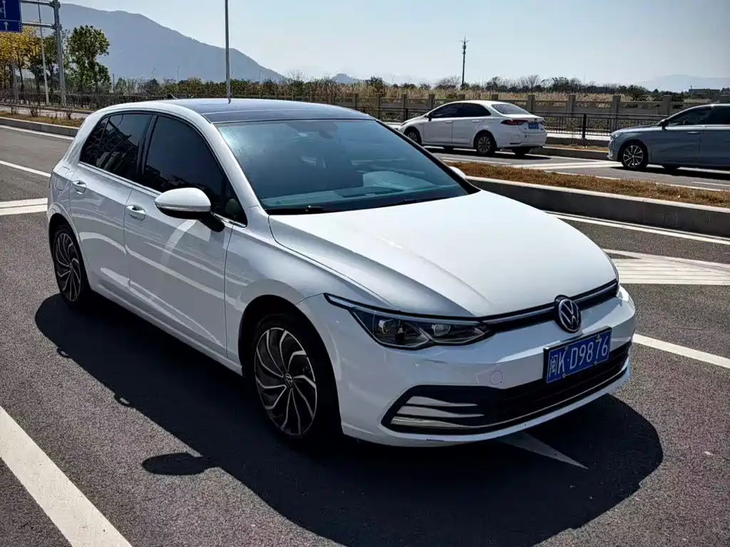 Volkswagen Golf 2022